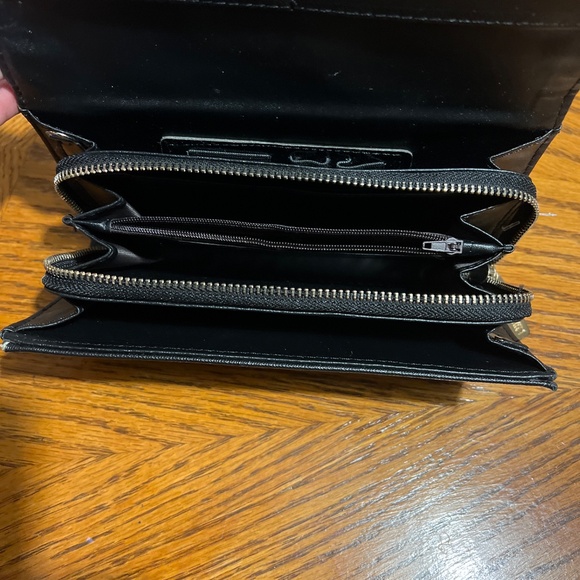 Michael Kors Black Leather Clutch Wallet - NWOT - Picture 7 of 14